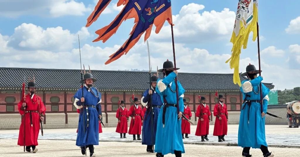 Seoul Highlights: Gyeongbok Palace, Insadong & N Seoul Tower